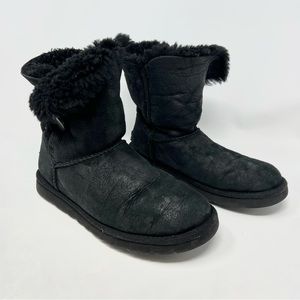 UGG | Bailey Black Boots (5803) One Button Chortles Australia Boots USA 7